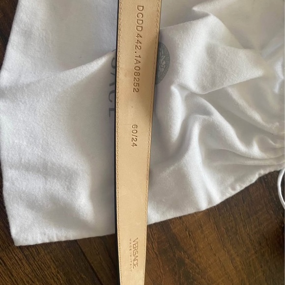 Versace Silver Belt with Medusa Buckle - Picture 4 of 4